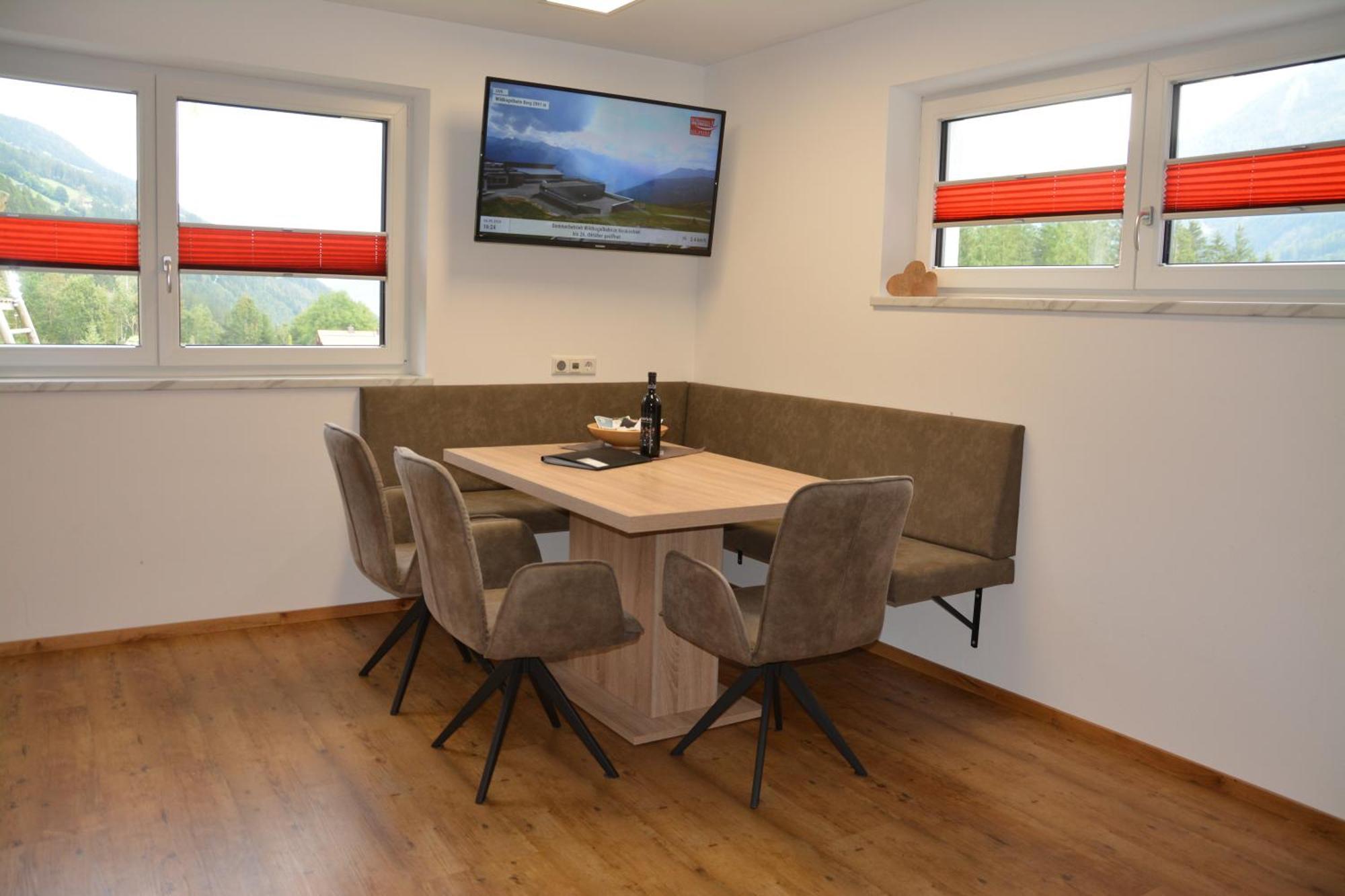 Appartement Wieshof Neukirchen am Grossvenediger Bagian luar foto